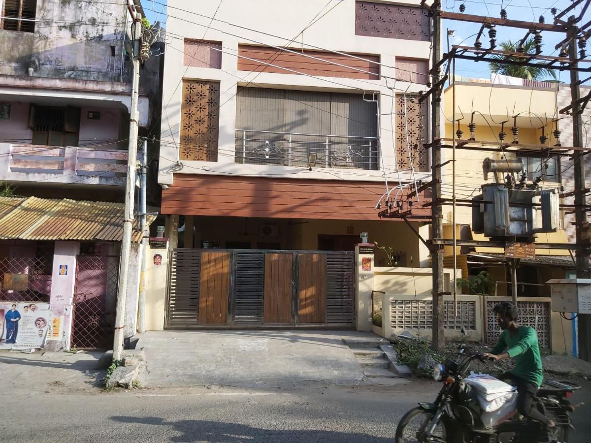 شقة Suloram Illam تشيدامبارام المظهر الخارجي الصورة